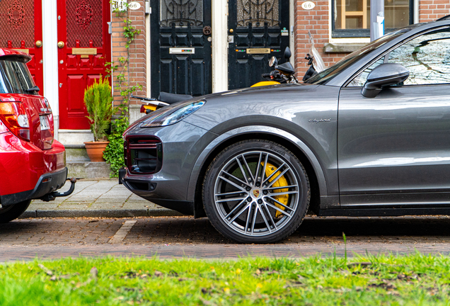 Porsche Cayenne Turbo S E-Hybrid