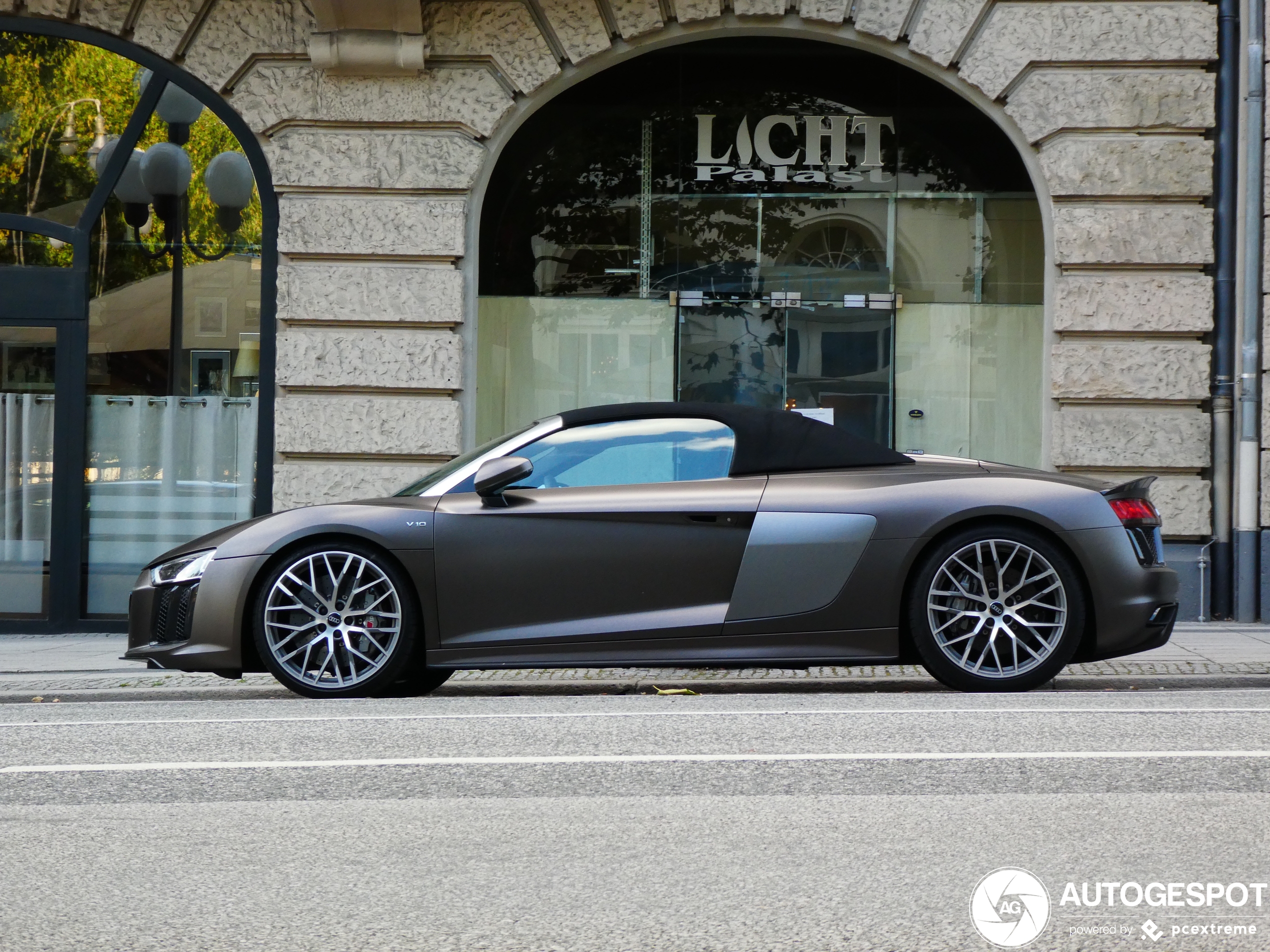 Audi R8 V10 Plus Spyder 2017