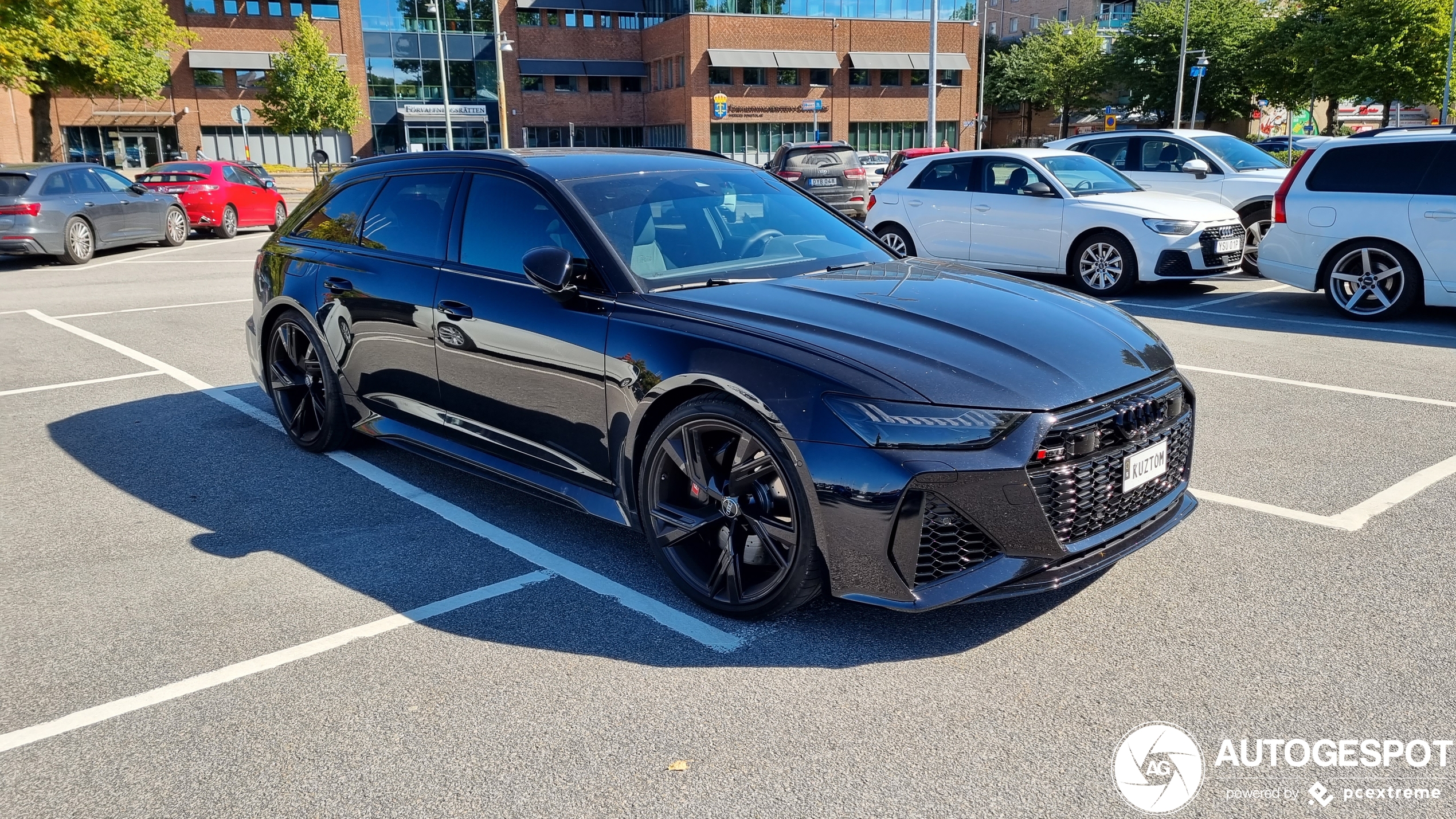 Audi RS6 Avant C8