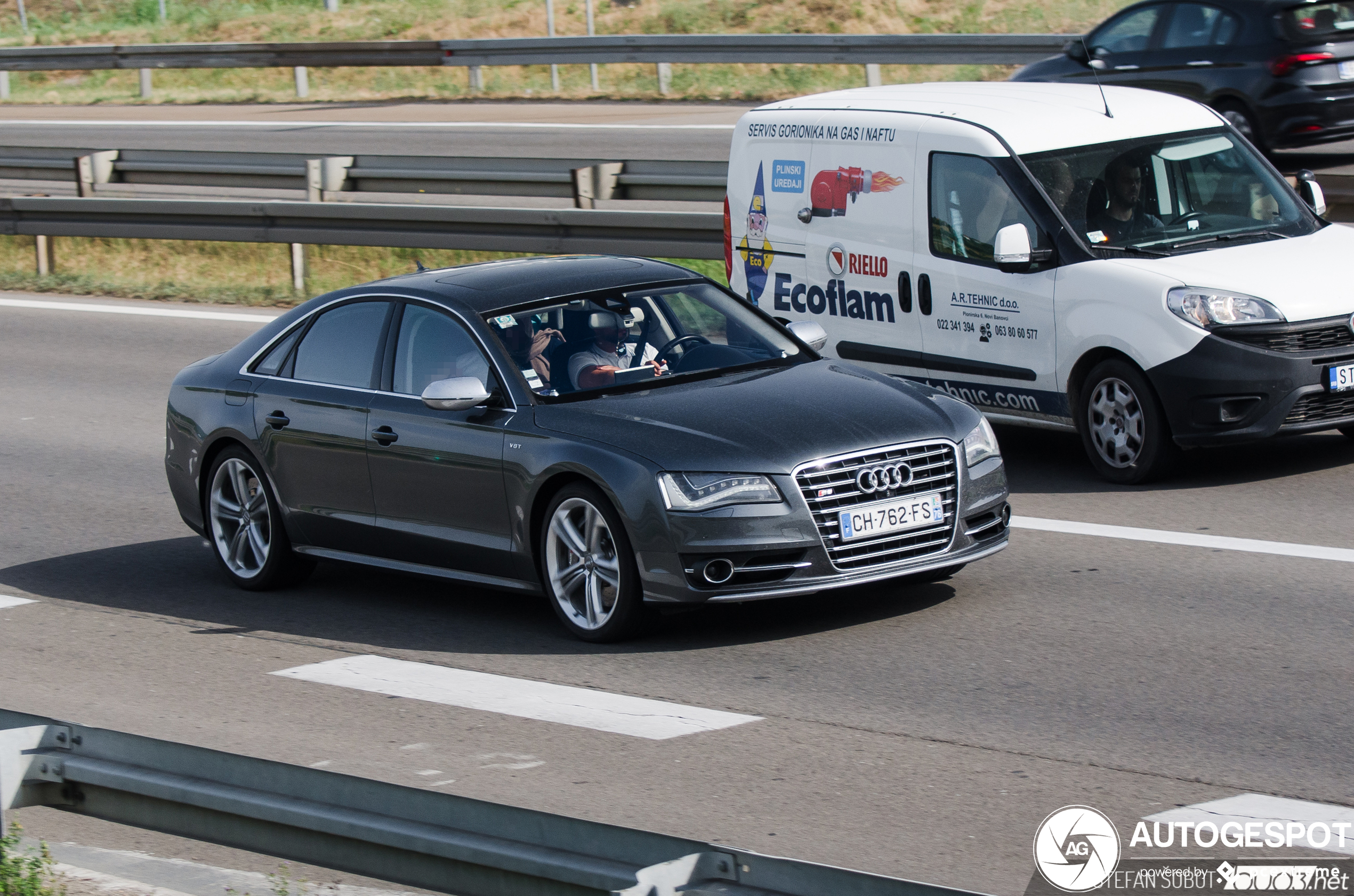 Audi S8 D4