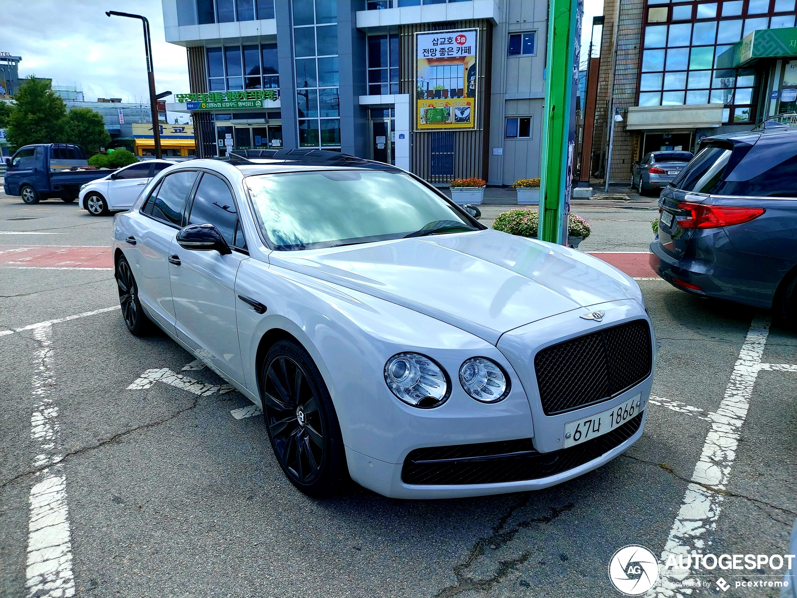 Bentley Flying Spur W12