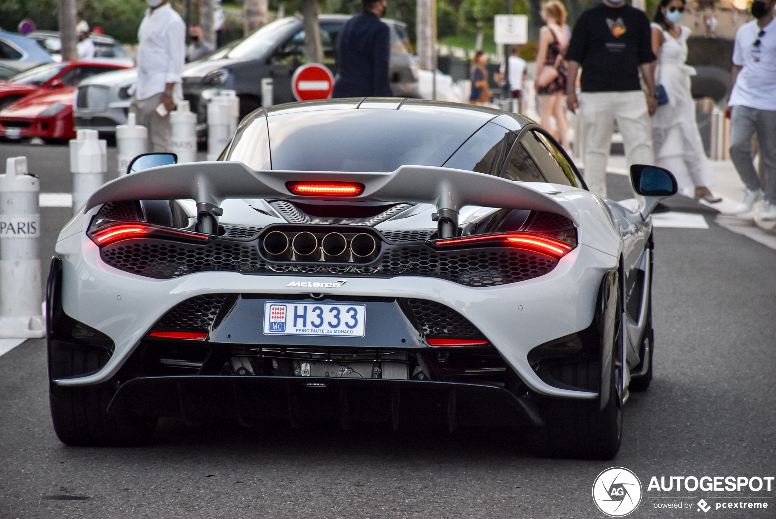 McLaren 765LT