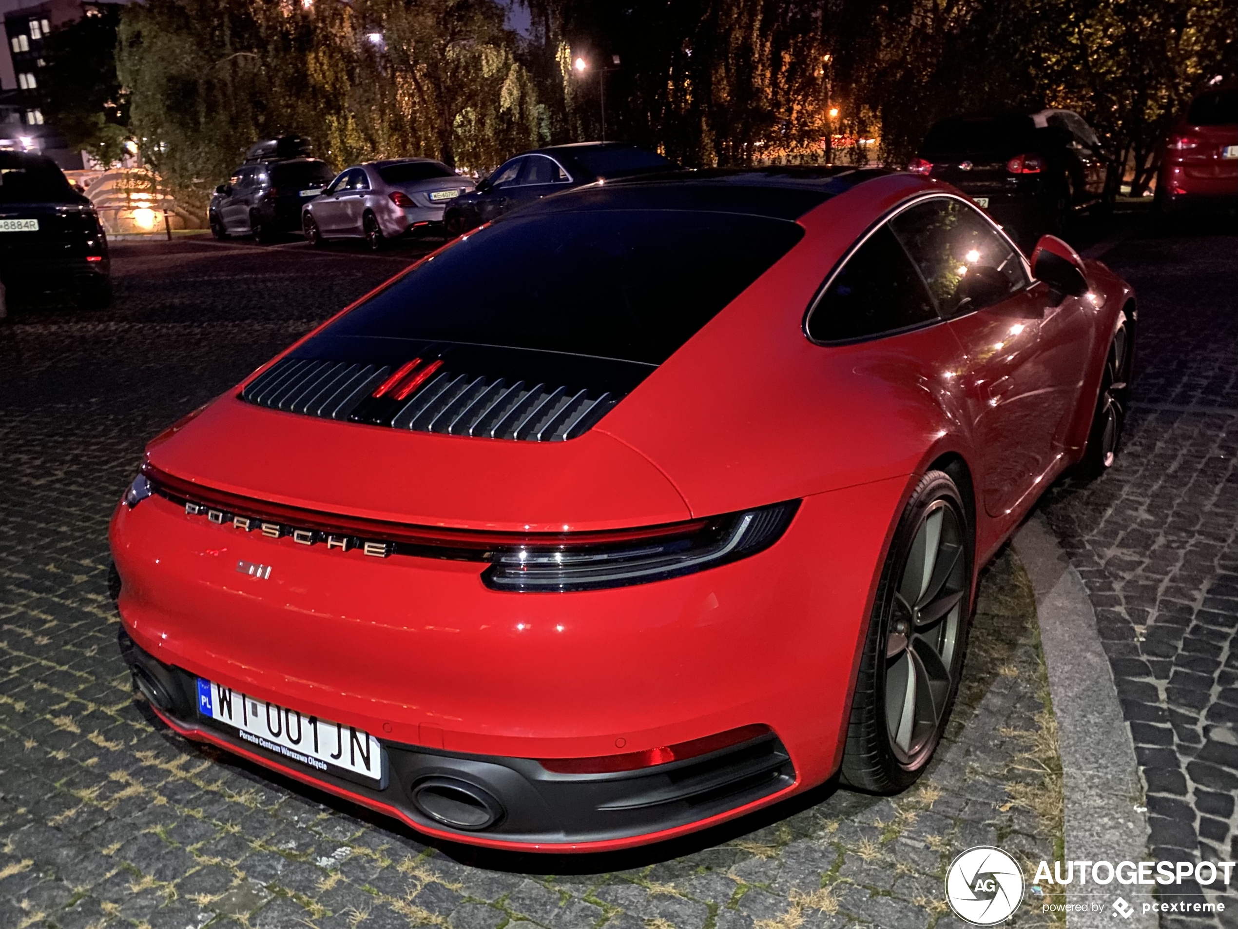 Porsche 992 Carrera 4S