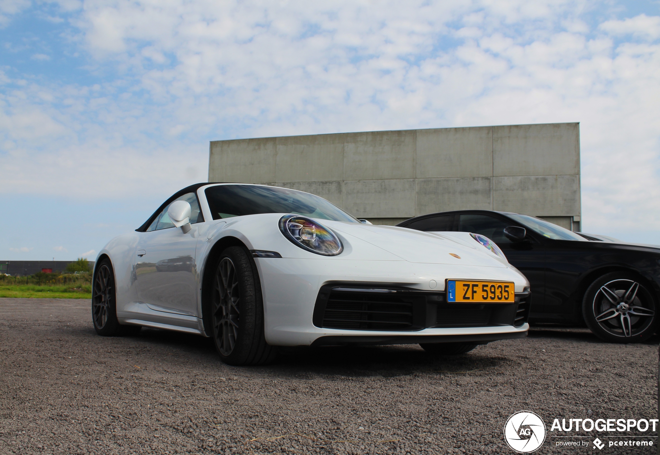 Porsche 992 Carrera 4S Cabriolet