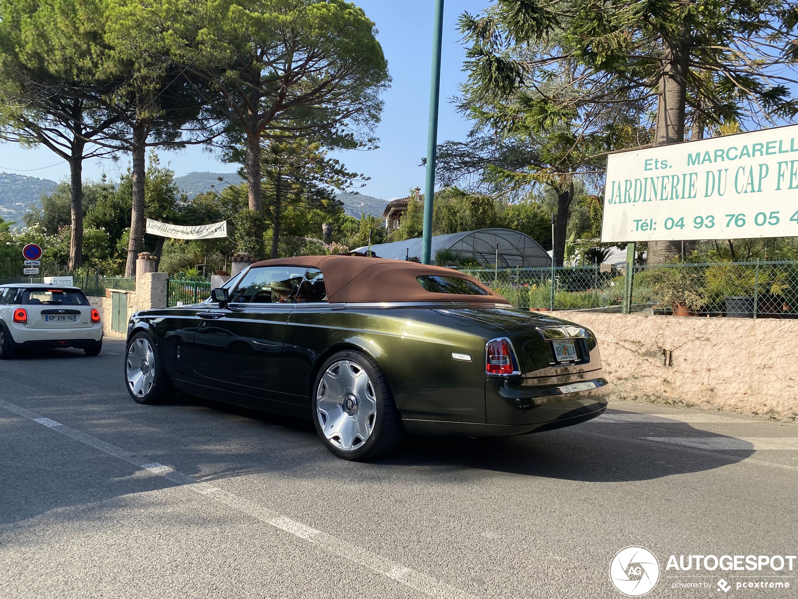 Overkill: Louis Vuitton Rolls-Royce Phantom Drophead Coupe - GTspirit