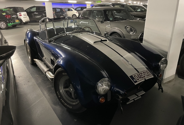 AC Cobra 427