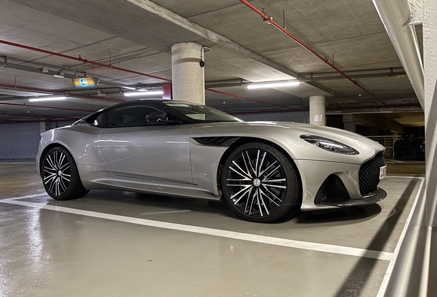 Aston Martin DBS Superleggera