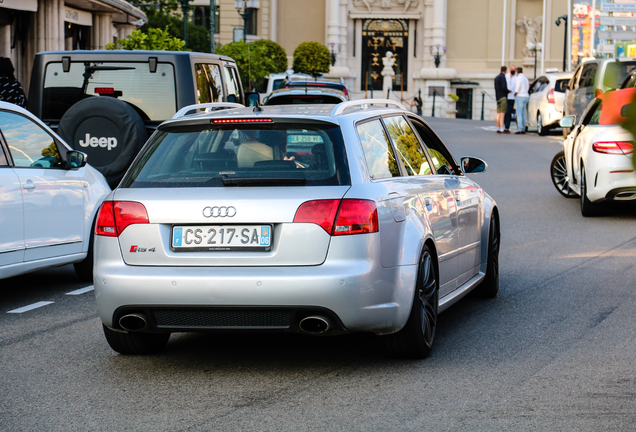 Audi RS4 Avant B7