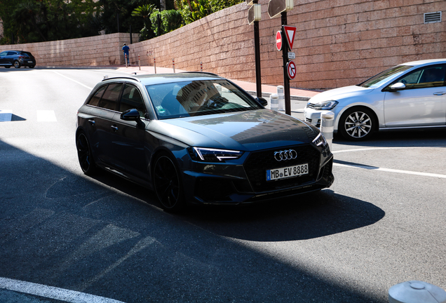 Audi RS4 Avant B9