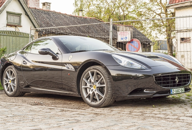 Ferrari California