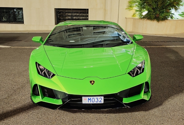 Lamborghini Huracán LP640-4 EVO