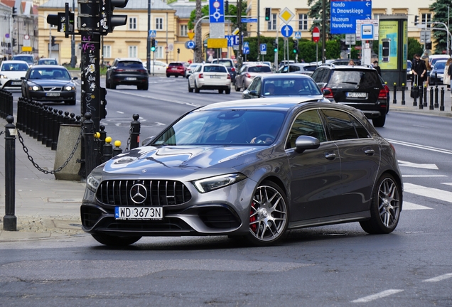 Mercedes-AMG A 45 S W177