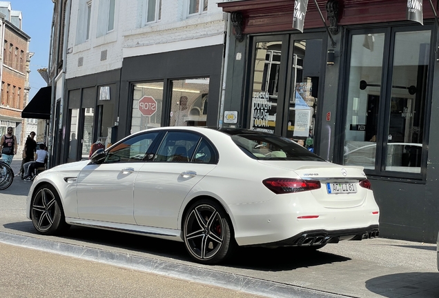 Mercedes-AMG E 63 S W213 2021