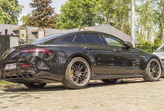 Mercedes-AMG GT 63 X290