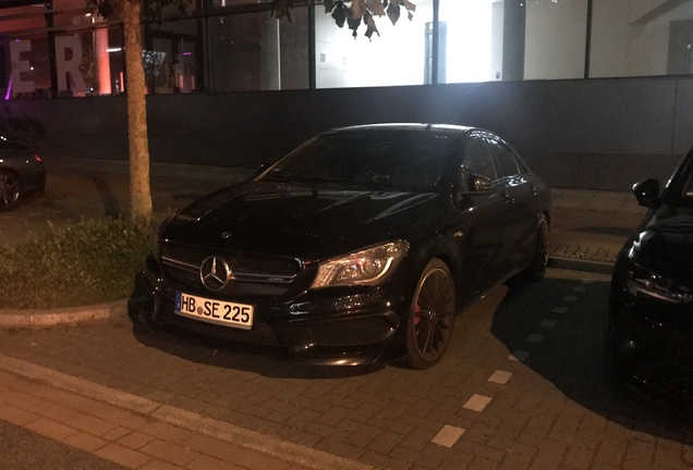 Mercedes-Benz CLA 45 AMG C117