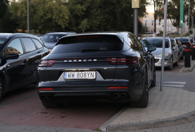 Porsche 971 Panamera Turbo Sport Turismo