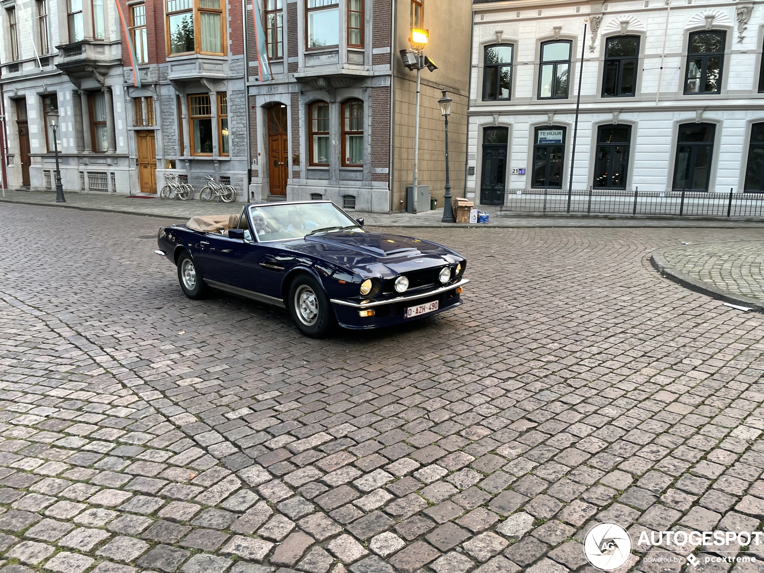 Aston Martin V8 Vantage Volante 1986-1989