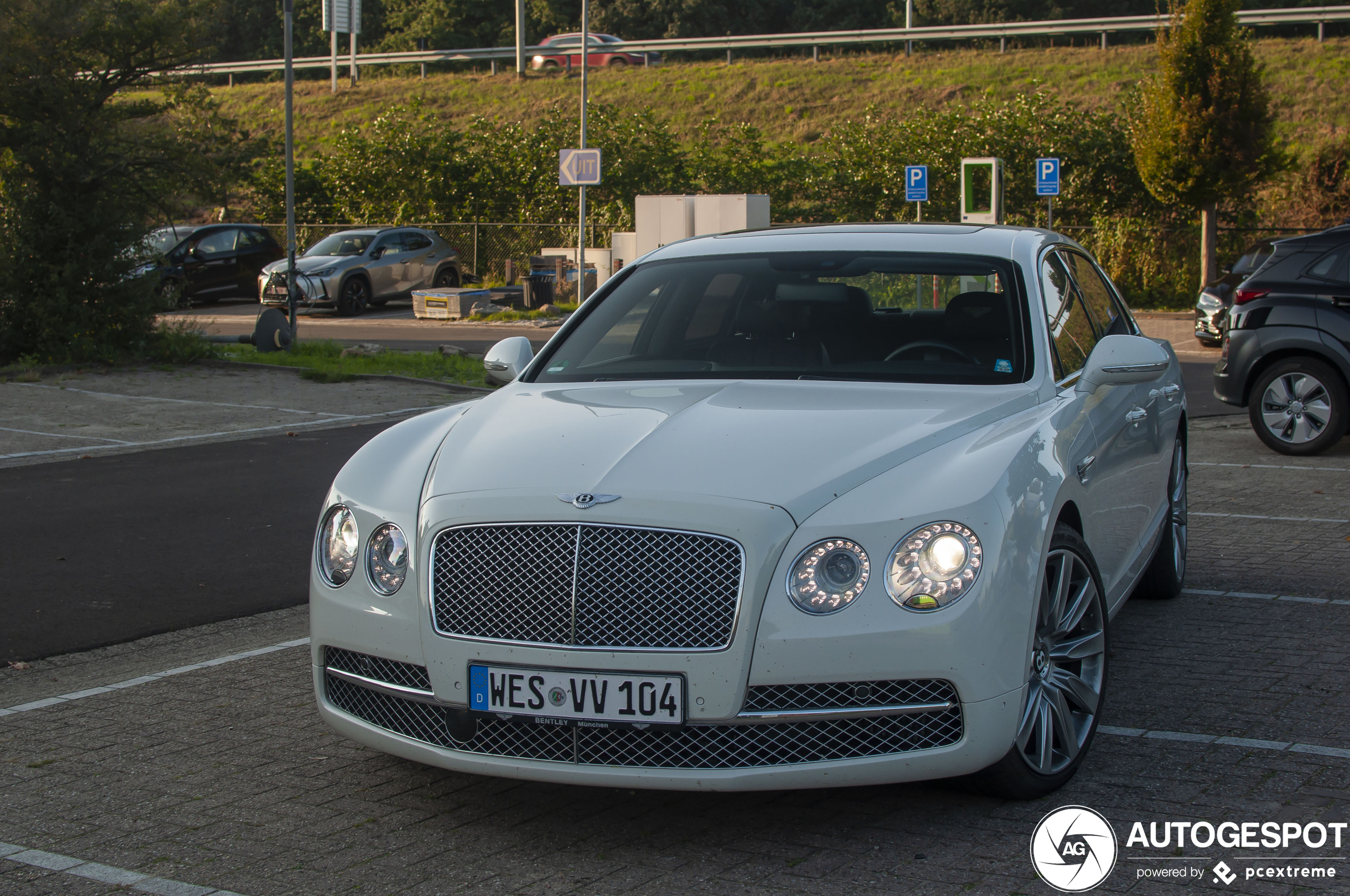 Bentley Flying Spur W12