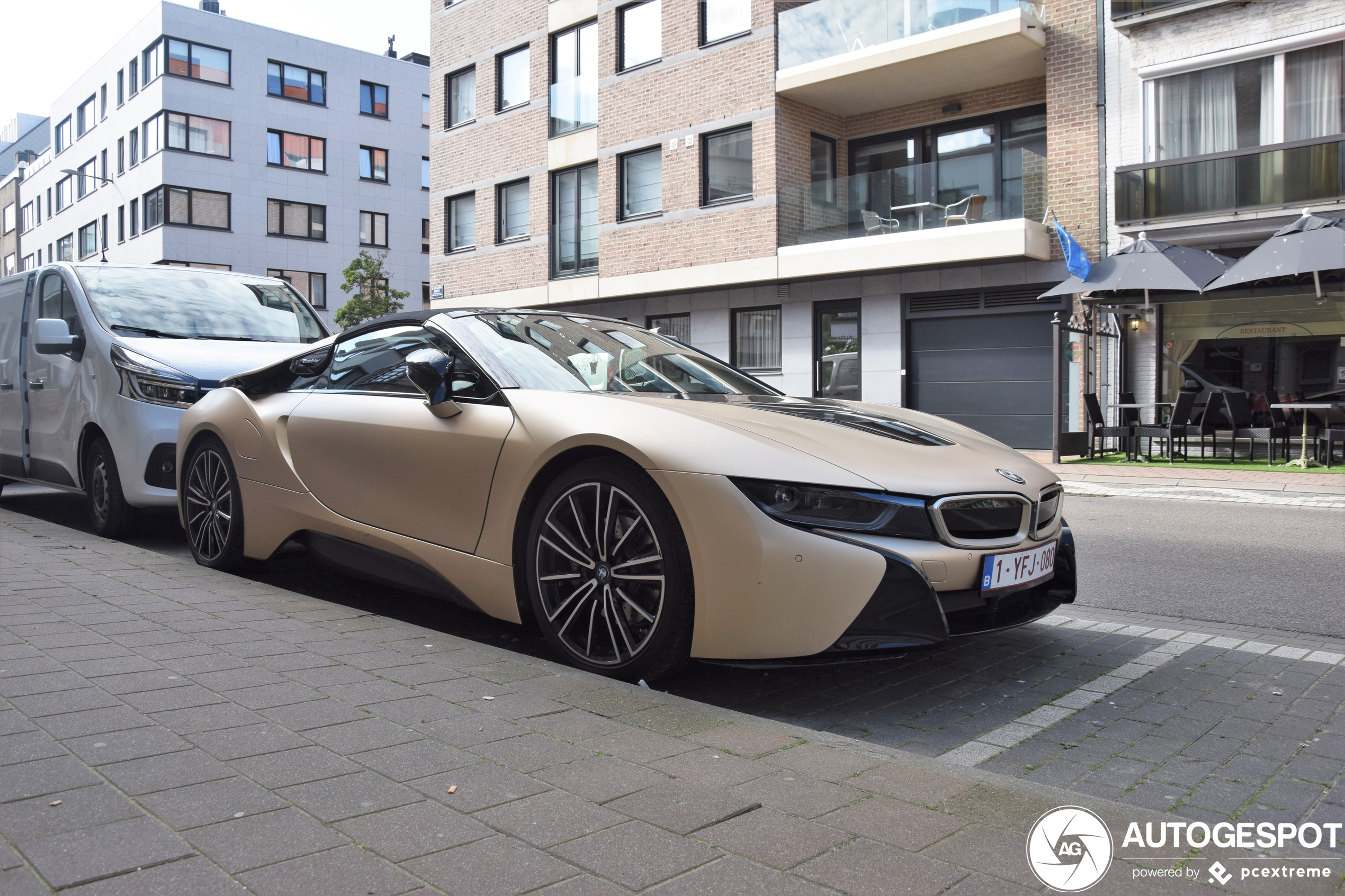 BMW i8 Roadster