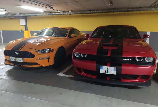 Dodge Challenger SRT Hellcat