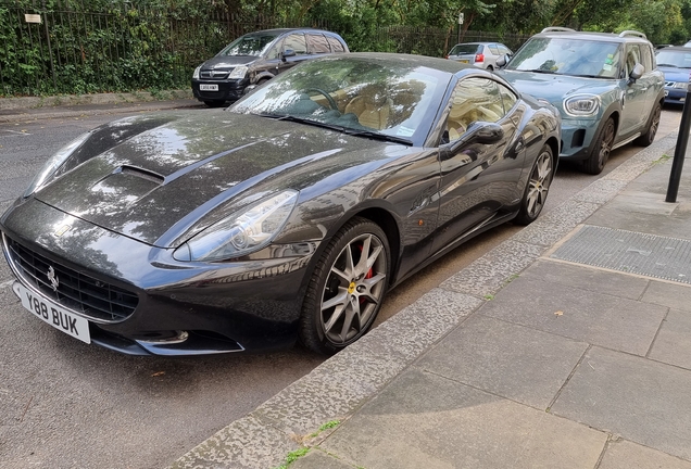 Ferrari California