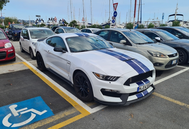 Ford Mustang Shelby GT350 2015