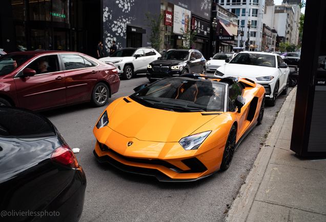 Lamborghini Aventador S LP740-4 Roadster