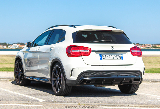 Mercedes-Benz GLA 45 AMG X156