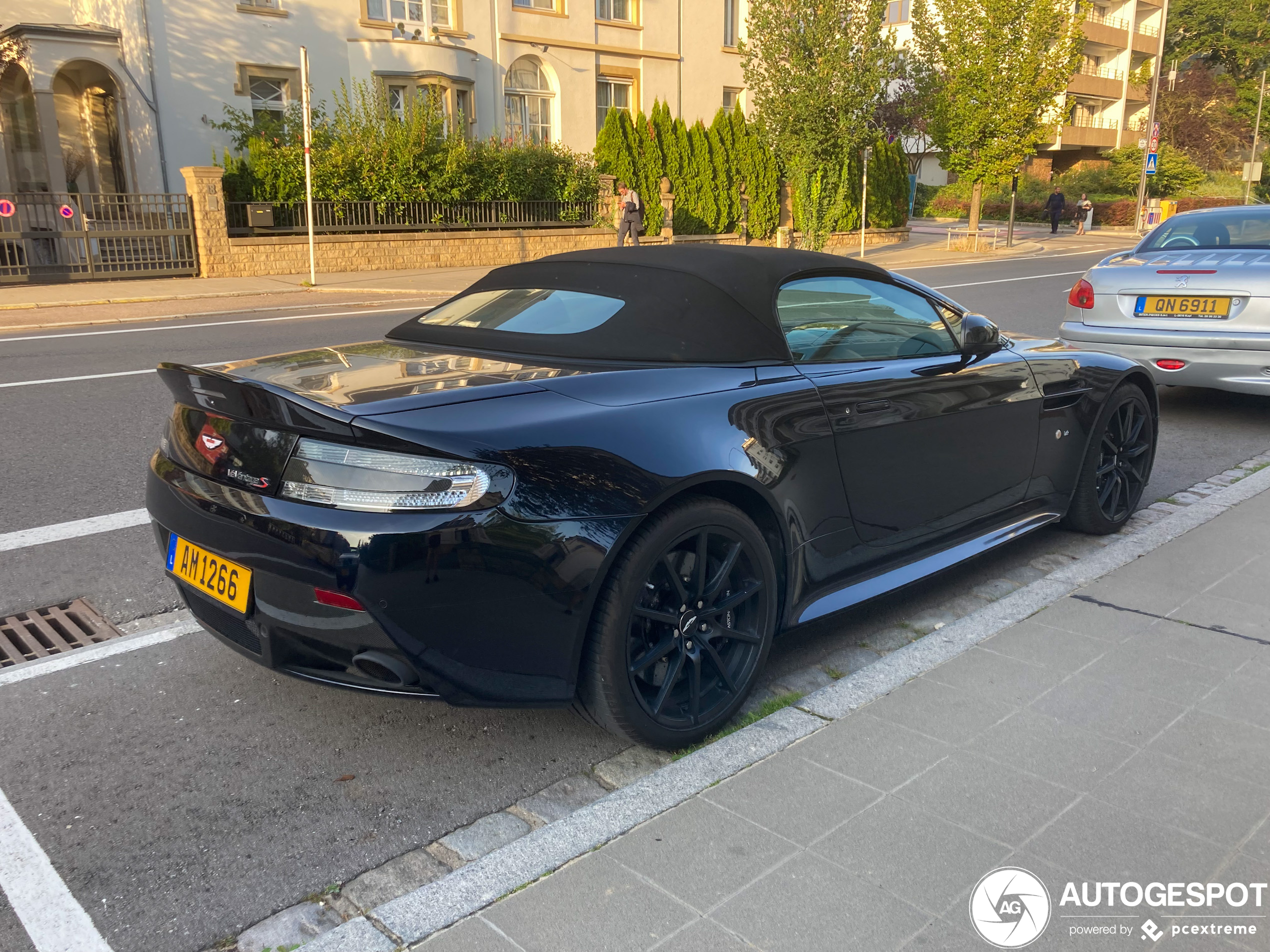 Aston Martin V12 Vantage S Roadster