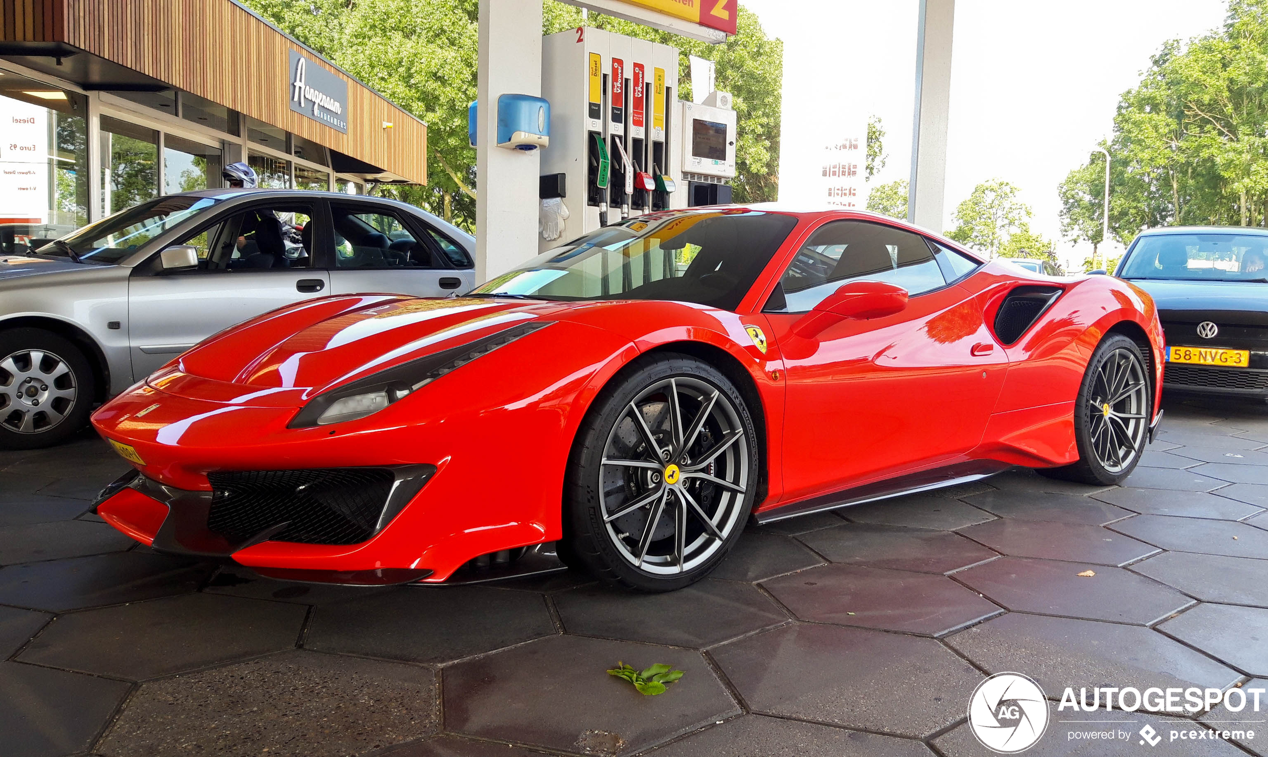 Ferrari 488 Pista