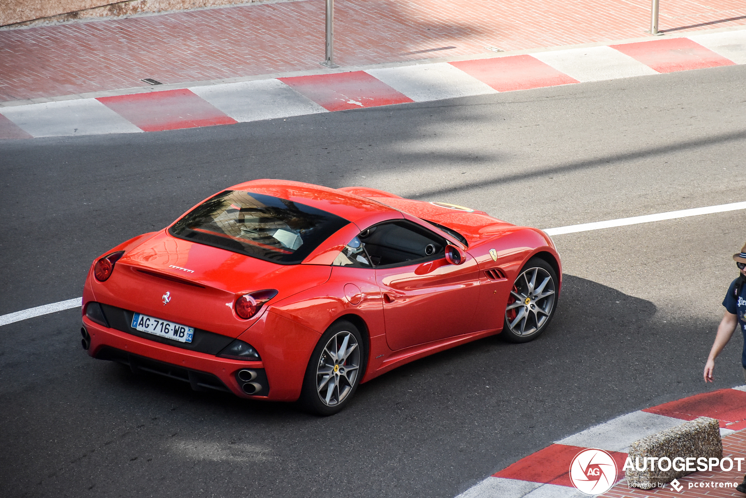 Ferrari California