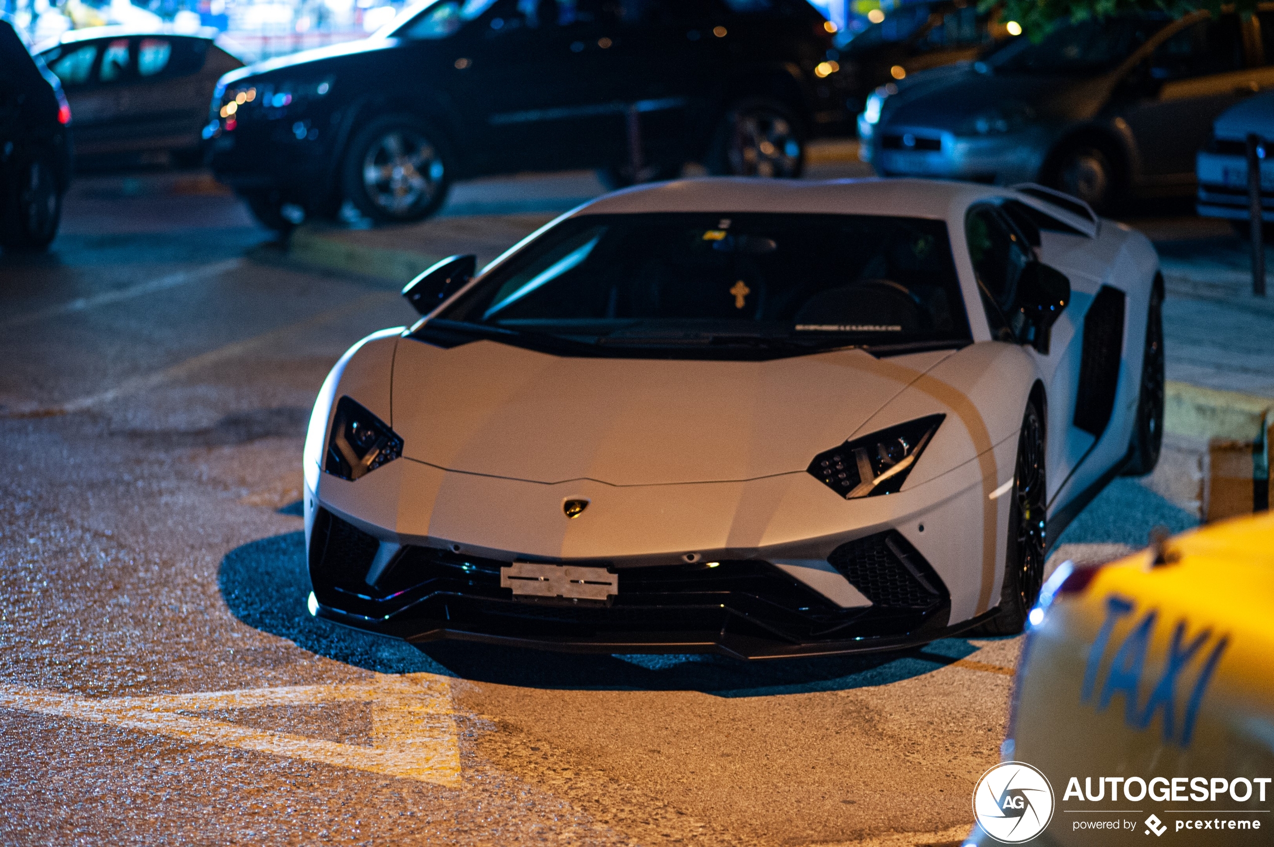 Lamborghini Aventador S LP740-4