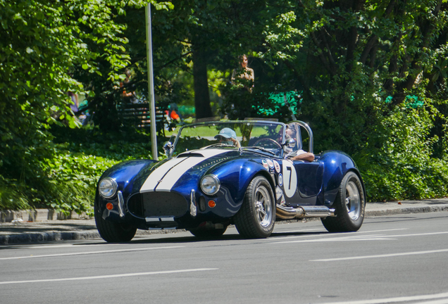 AC Cobra 427