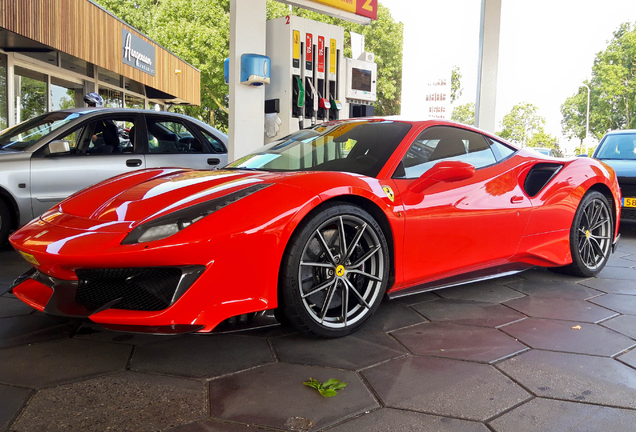 Ferrari 488 Pista