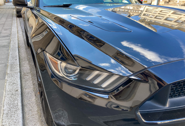 Ford Mustang GT 2015