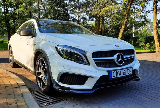 Mercedes-Benz GLA 45 AMG X156