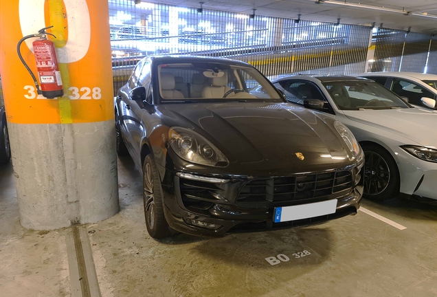 Porsche 95B Macan GTS