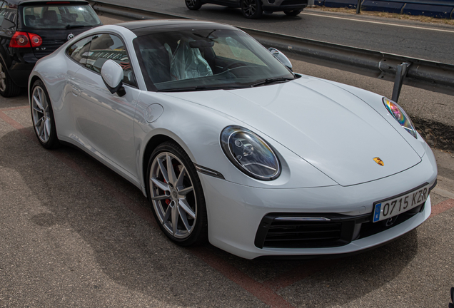 Porsche 992 Carrera 4S