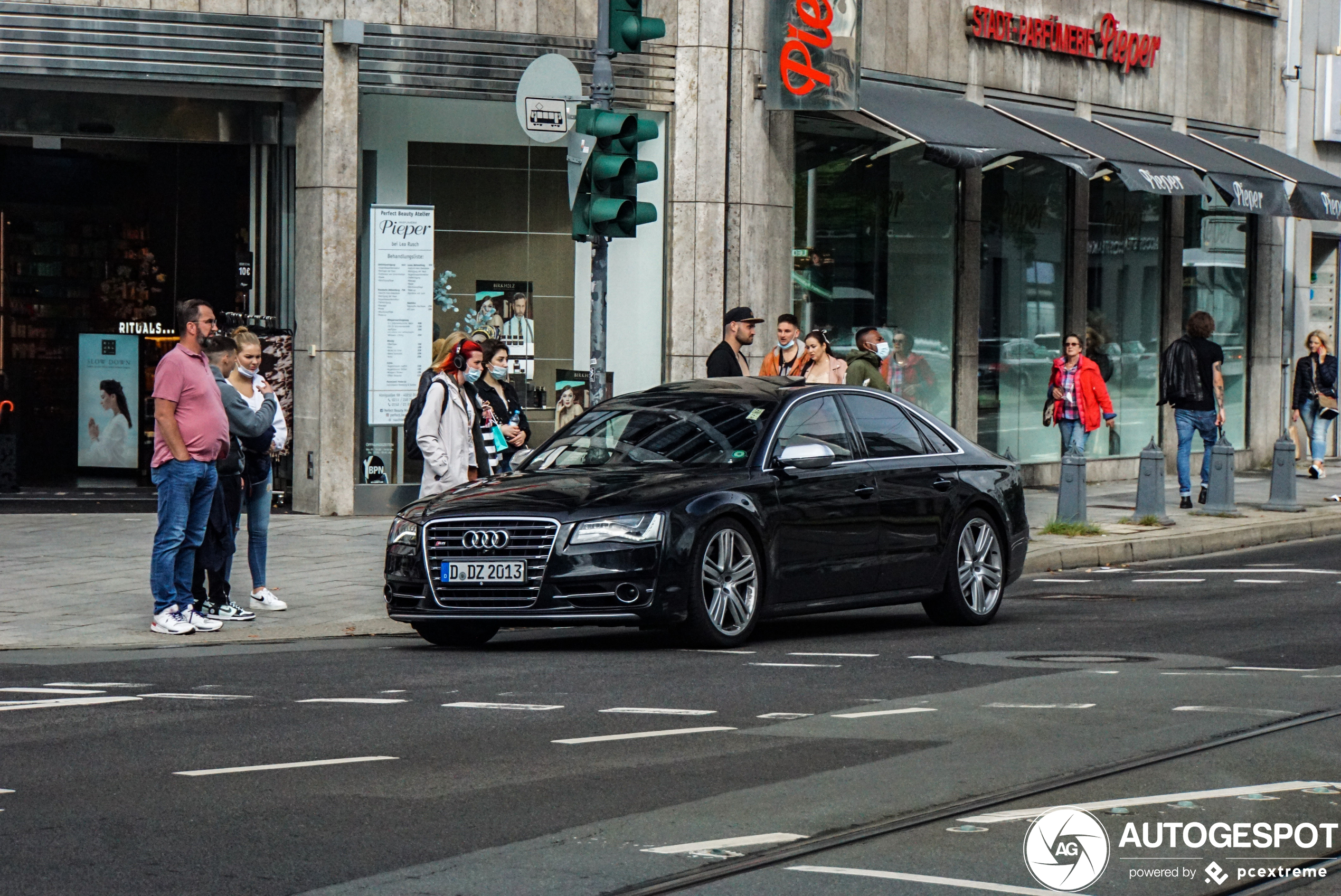 Audi S8 D4