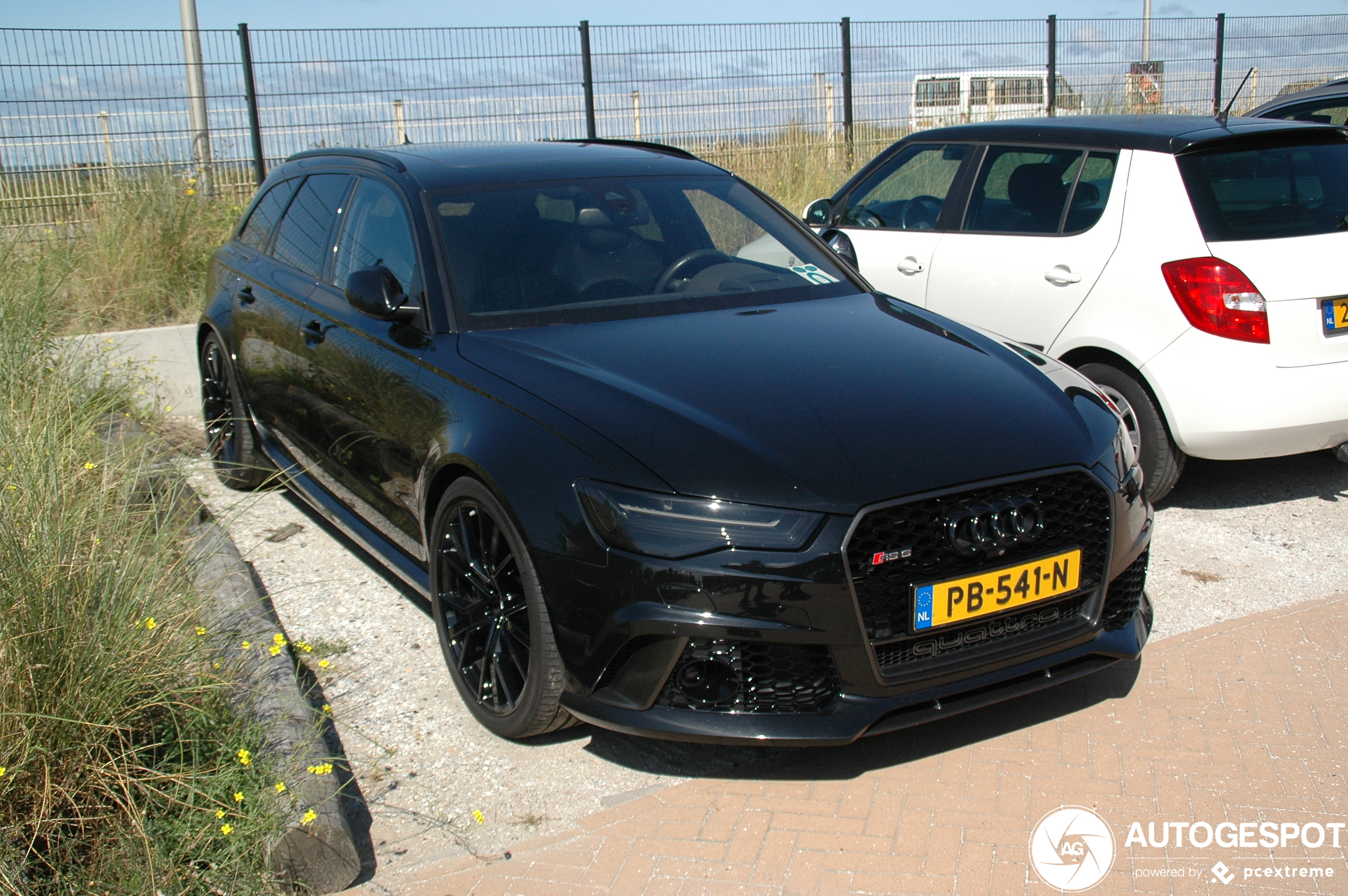 Audi RS6 Avant C7 2015