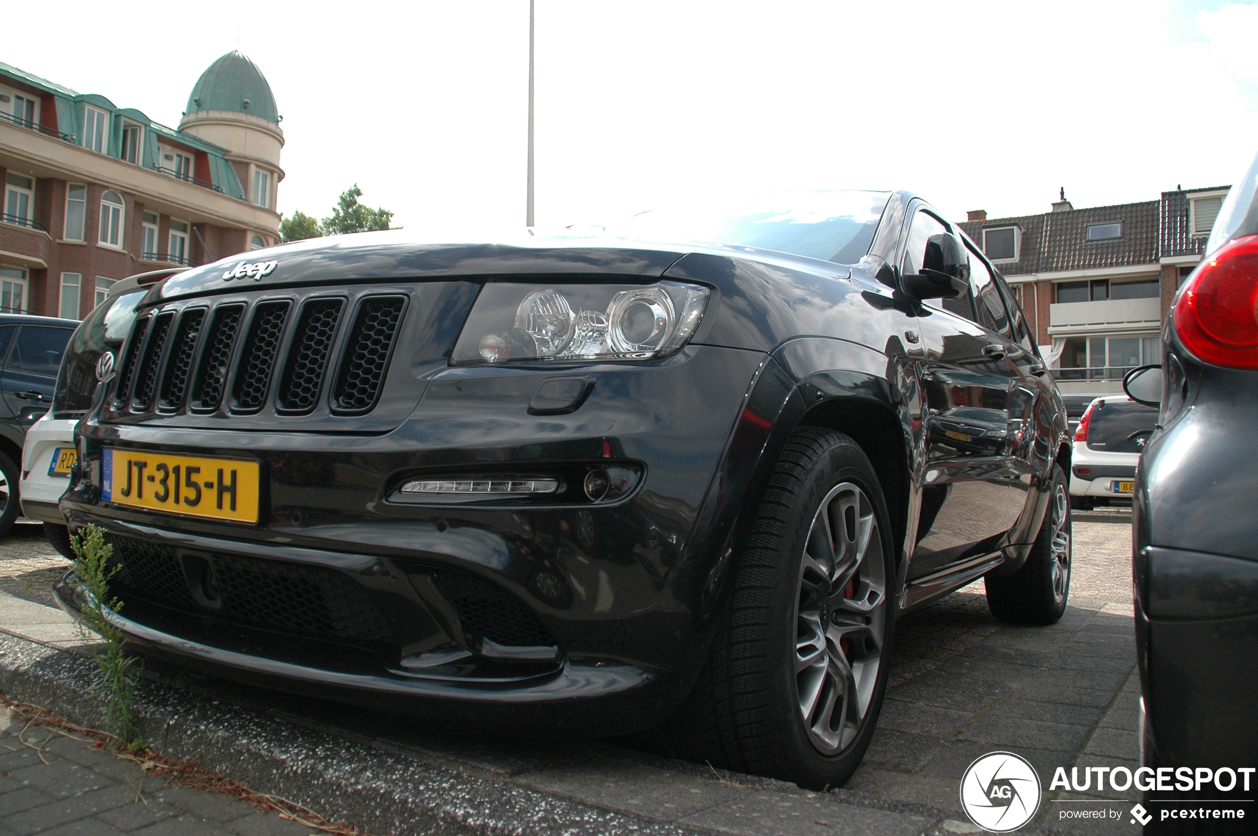 Jeep Grand Cherokee SRT-8 2012