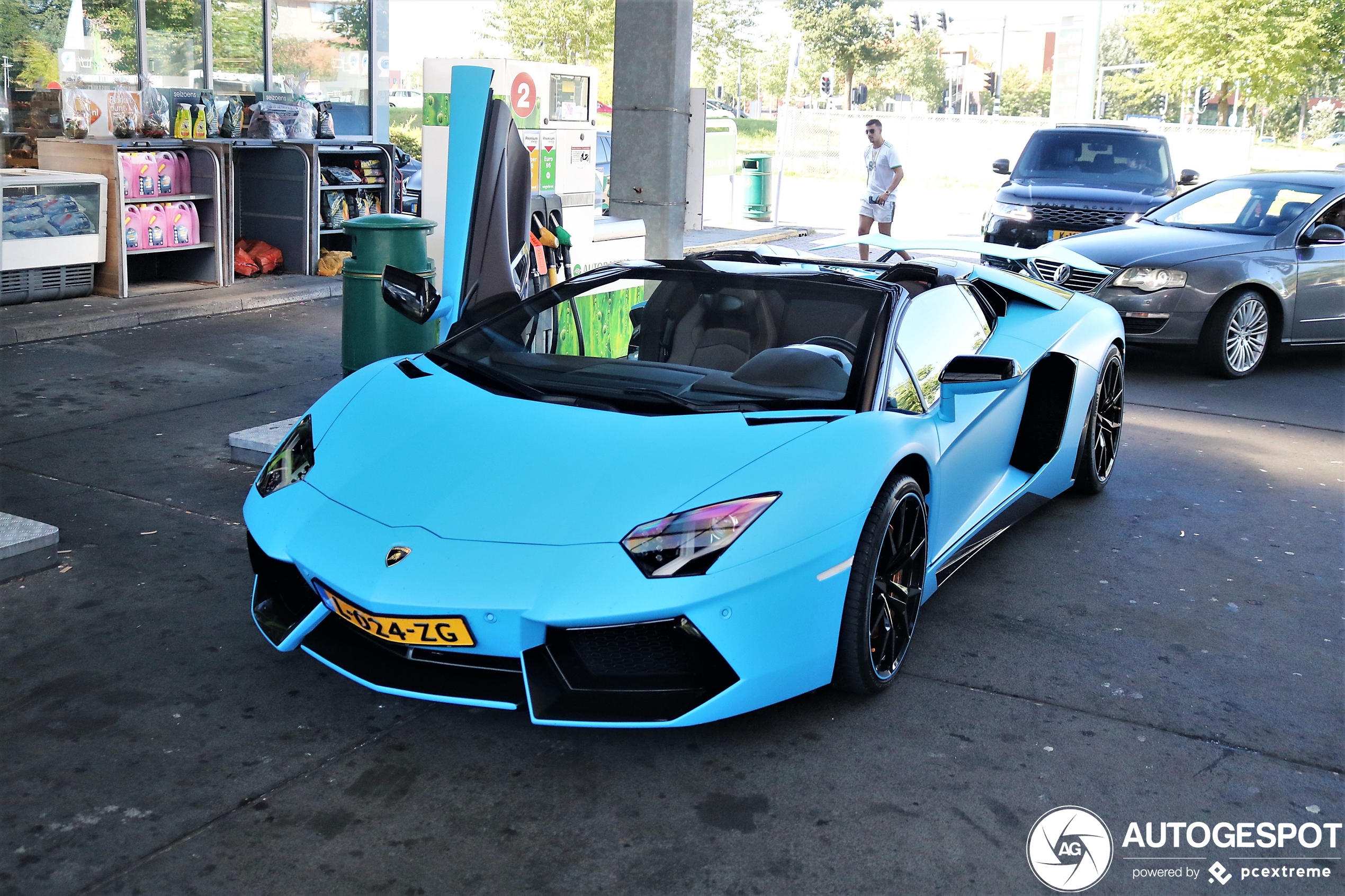 Lamborghini Aventador LP700-4 Roadster