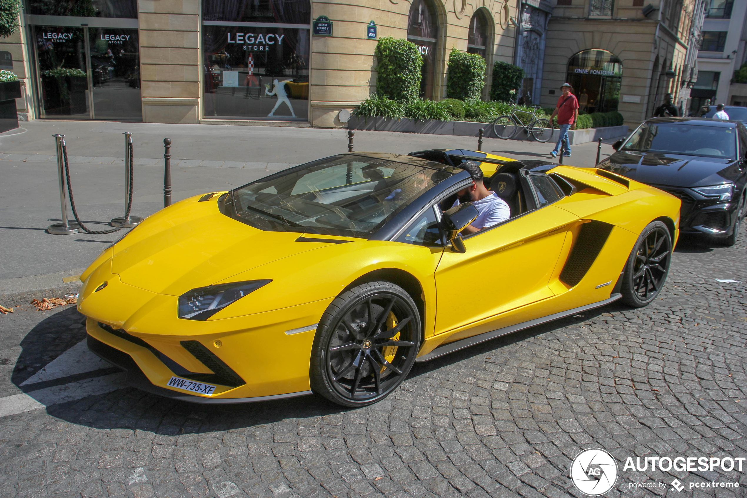 Lamborghini Aventador S LP740-4 Roadster