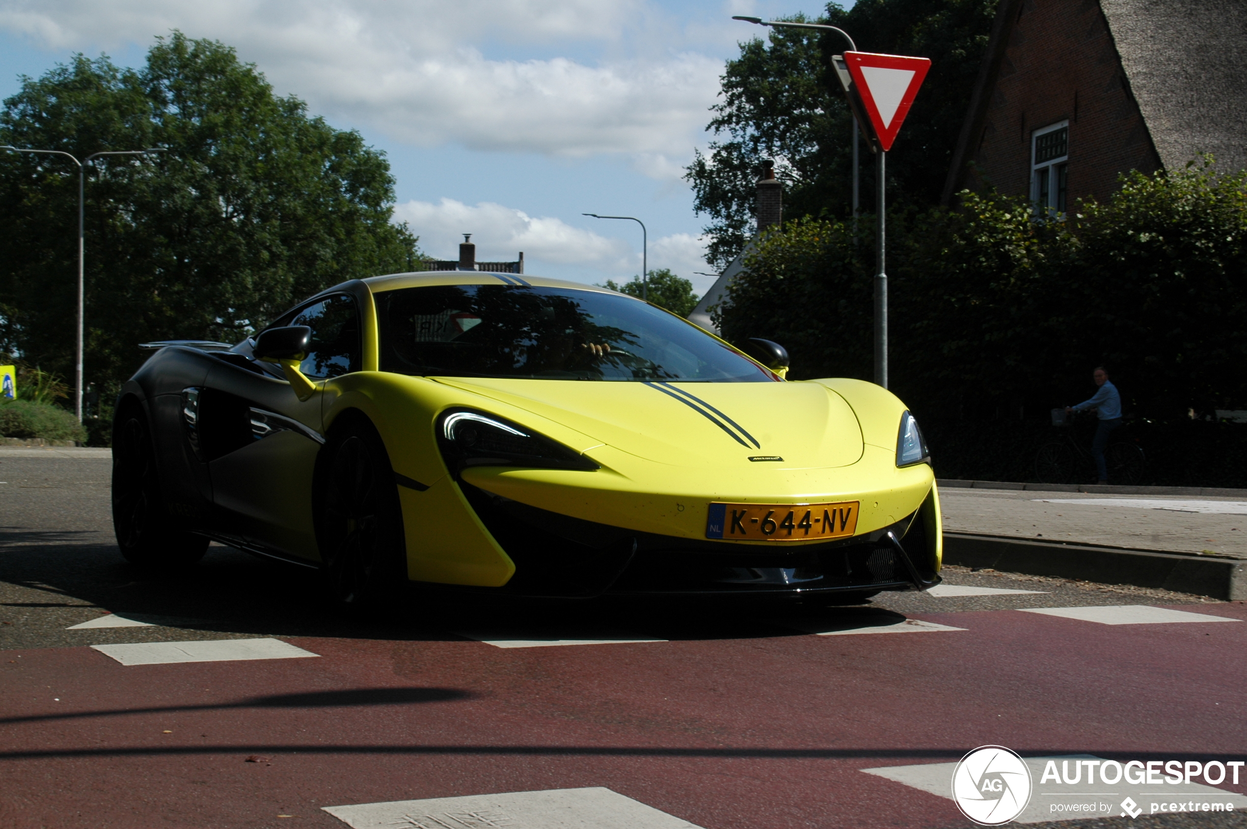 McLaren 540C