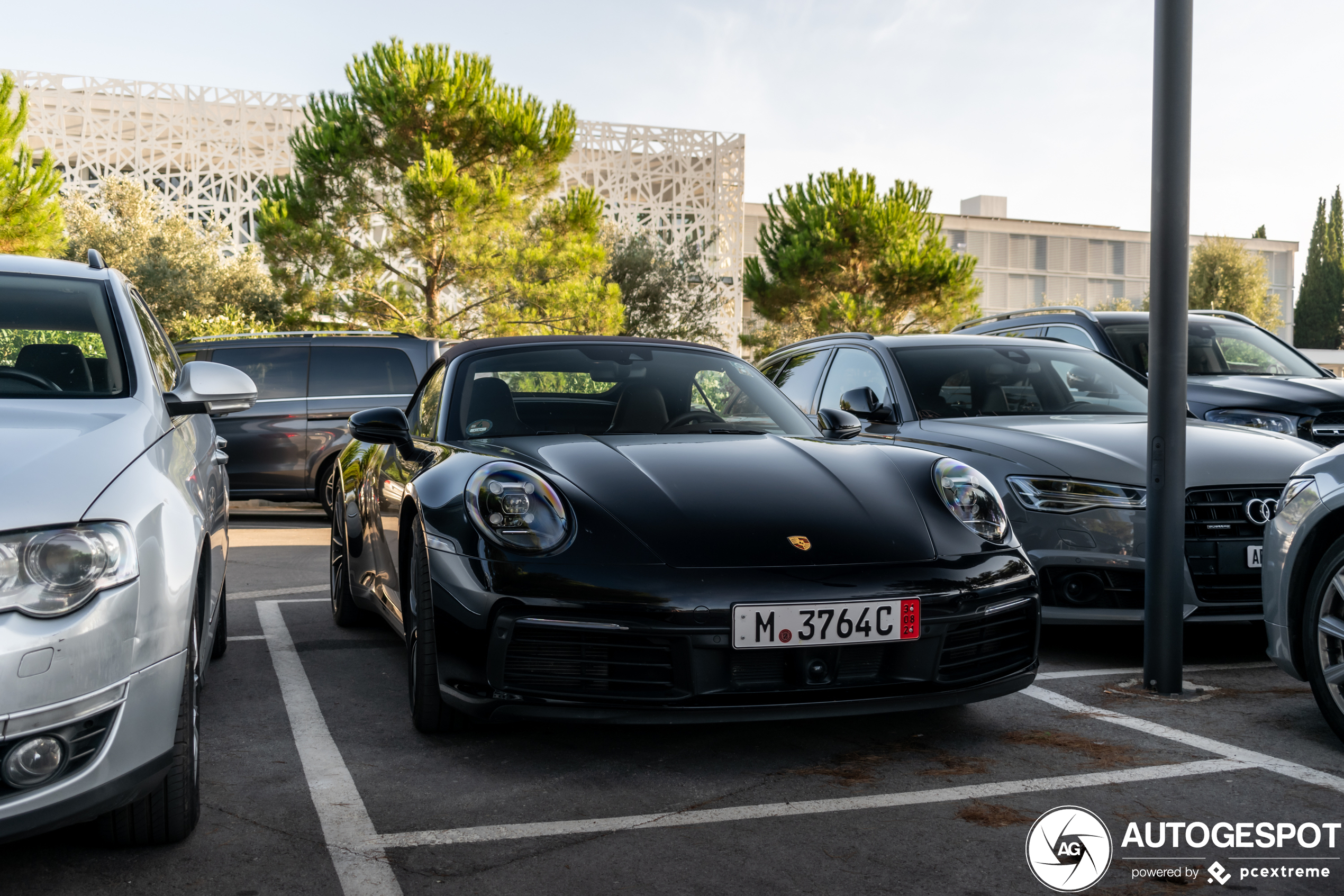 Porsche 992 Carrera 4S Cabriolet