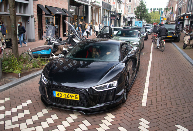 Audi R8 V10 Plus 2015