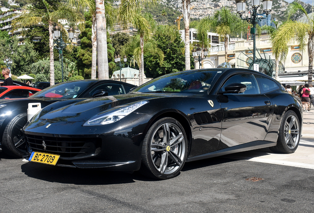 Ferrari GTC4Lusso