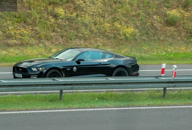 Ford Mustang GT 2015