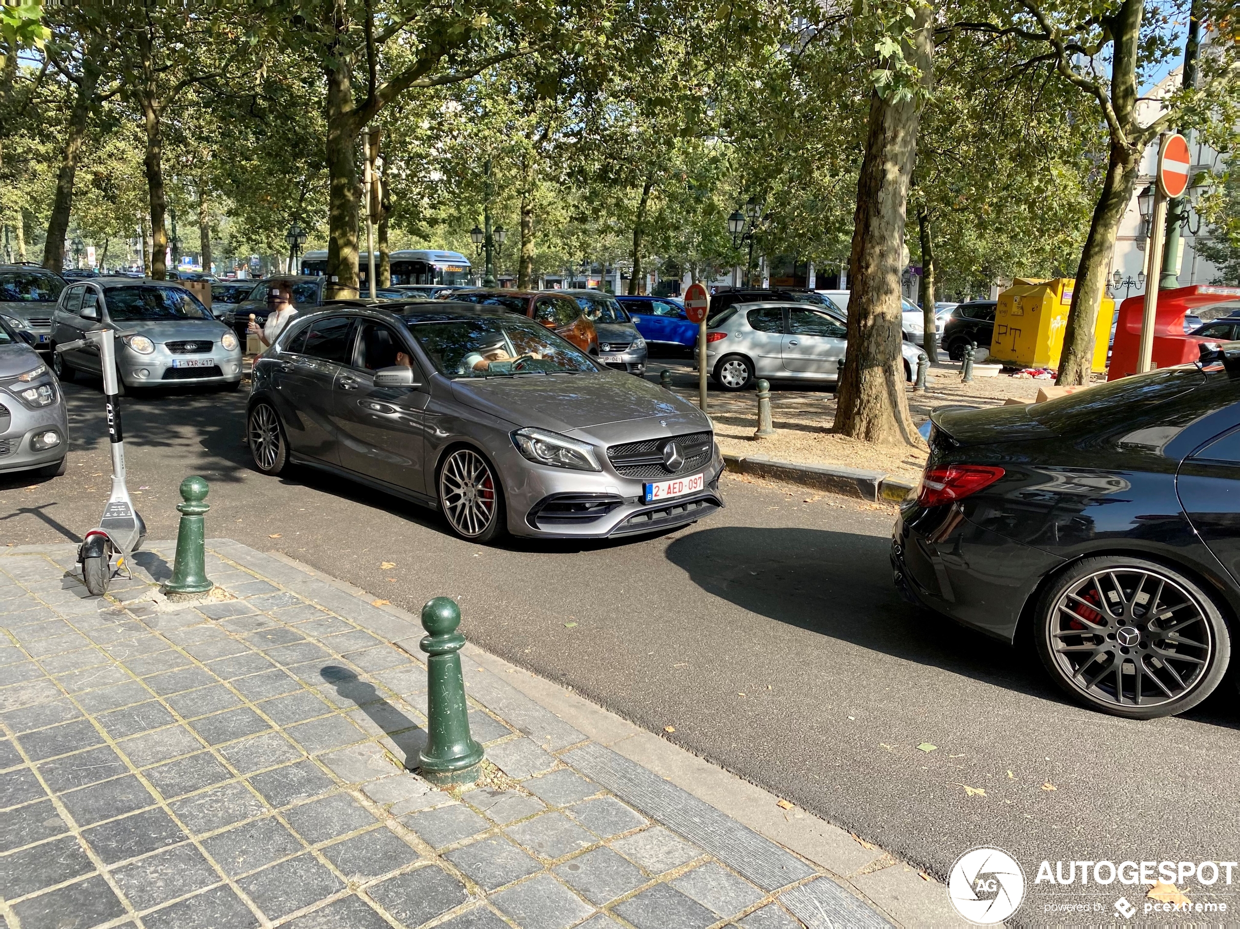 Mercedes-AMG A 45 W176 2015