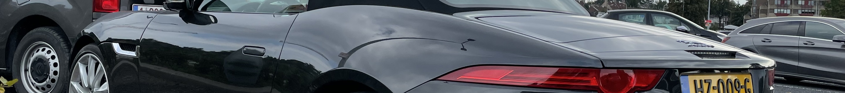 Jaguar F-TYPE S Convertible